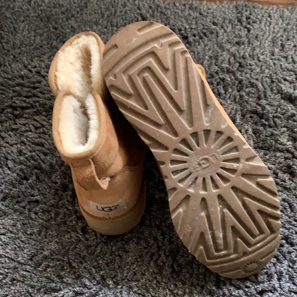 Women’s Kristin Ugg boots - Picture 5 of 12